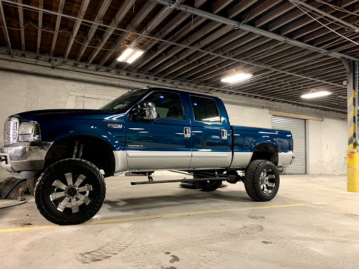 Auto Body Shop «Maaco Collision Repair & Auto Painting», reviews and photos, 1652 S 2nd St, Plainfield, NJ 07063, USA