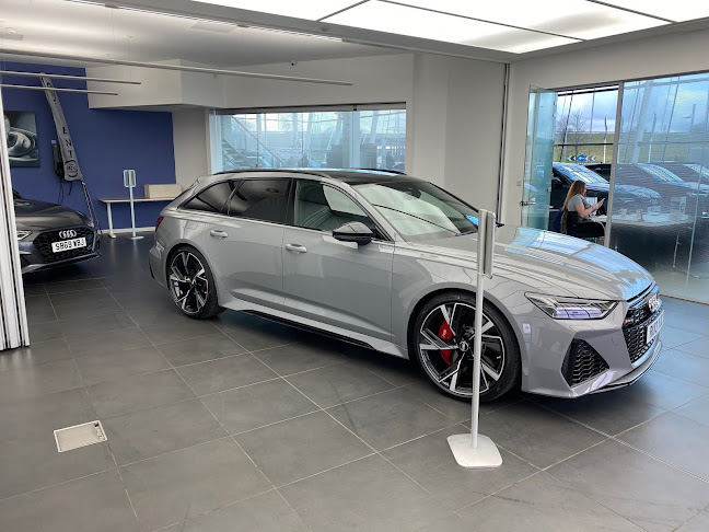 Comments and reviews of Cardiff Audi
