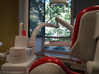 Zahnarztpraxis - Dr. Philipp Akman
