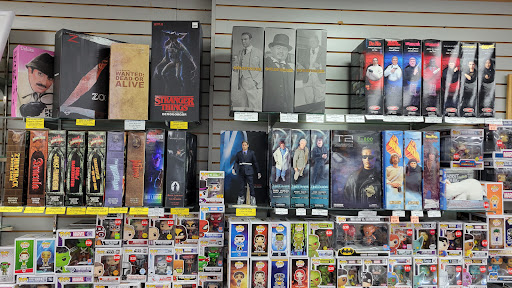 Collectibles Store «Alien Entertainment Store», reviews and photos, 702 S Main St, Lombard, IL 60148, USA