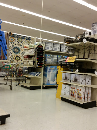 Grocery Store «Fred Meyer», reviews and photos, 2855 Broadway St NE, Salem, OR 97303, USA