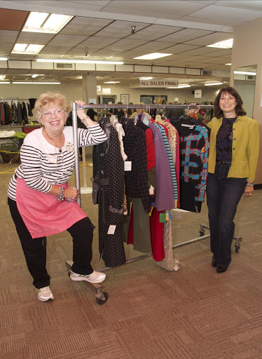 Thrift Store «Nearly New Thrift Shop», reviews and photos, 1250 Bardstown Rd # 114, Louisville, KY 40204, USA