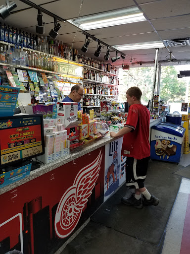 Liquor Store «Najors Liquor & Delicatessen», reviews and photos, 43903 Van Dyke, Sterling Heights, MI 48314, USA