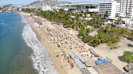 Playa Tamarindos
