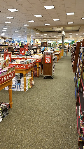 Book Store «Barnes & Noble», reviews and photos, 12170 Jefferson Ave, Newport News, VA 23602, USA