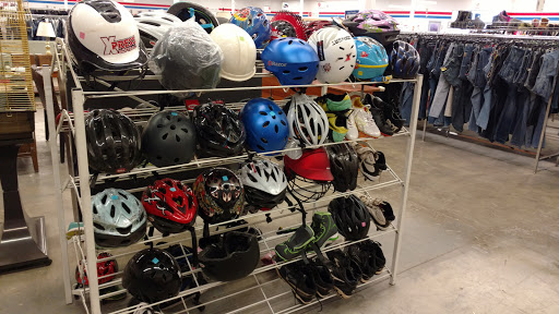 Thrift Store «Salvation Army», reviews and photos, 7900 Tylersville Square Dr, West Chester Township, OH 45069, USA