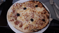 Pizza du Restaurant La Riviera à Varces-Allières-et-Risset - n°7