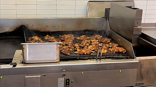 Mexican Restaurant «Chipotle Mexican Grill», reviews and photos, 1641 24th Ave NW, Norman, OK 73069, USA