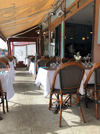 Atmosphère du Restaurant Bistrot Fernand à Trouville-sur-Mer - n°5
