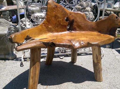 Antique Furniture Store «Lots of Furniture Antiques Warehouse», reviews and photos, 910 N Riverfront Blvd, Dallas, TX 75207, USA