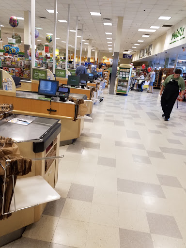 Supermarket «Publix Super Market at Grove Park Shopping Center», reviews and photos, 1617 US-98, Lakeland, FL 33801, USA