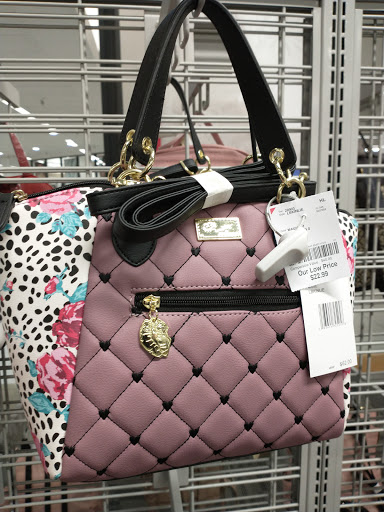 Clothing Store «Burlington Coat Factory», reviews and photos, 1600 Saratoga Ave, San Jose, CA 95129, USA