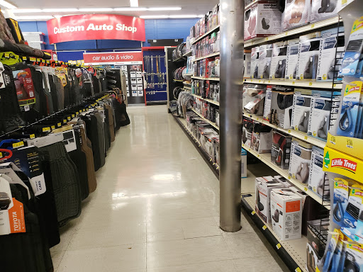 Auto Parts Store «Pep Boys Auto Parts & Service», reviews and photos, 601 N Powers Dr, Orlando, FL 32818, USA