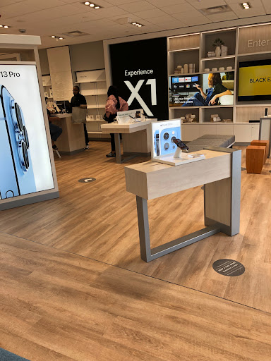 Xfinity Store by Comcast image 9