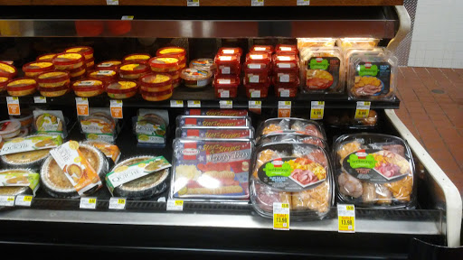 Supermarket «Farm Fresh», reviews and photos, 353 Chatham Dr, Newport News, VA 23602, USA