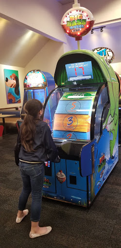 Shopping Mall «Evergreen Shopping Center», reviews and photos, 5015 Tacoma Mall Blvd, Tacoma, WA 98409, USA