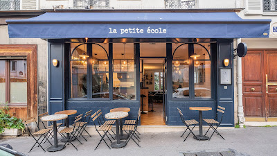 La Petite École à Paris