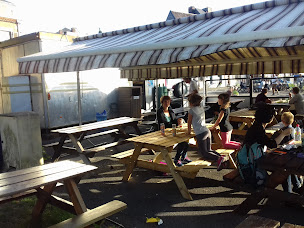 Photo n°16 de Friterie des Quais à Fumay ()