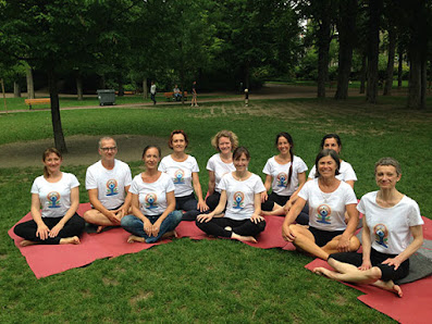 Yoga Iyengar Clermont Ferrand - De Bussy Christine 19 Rue Bardoux, 63000 Clermont-Ferrand, France