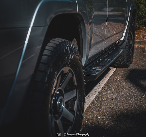 Tire Shop «Discount Tire Store - Kirkland, WA», reviews and photos, 12410 NE 124th St, Kirkland, WA 98034, USA