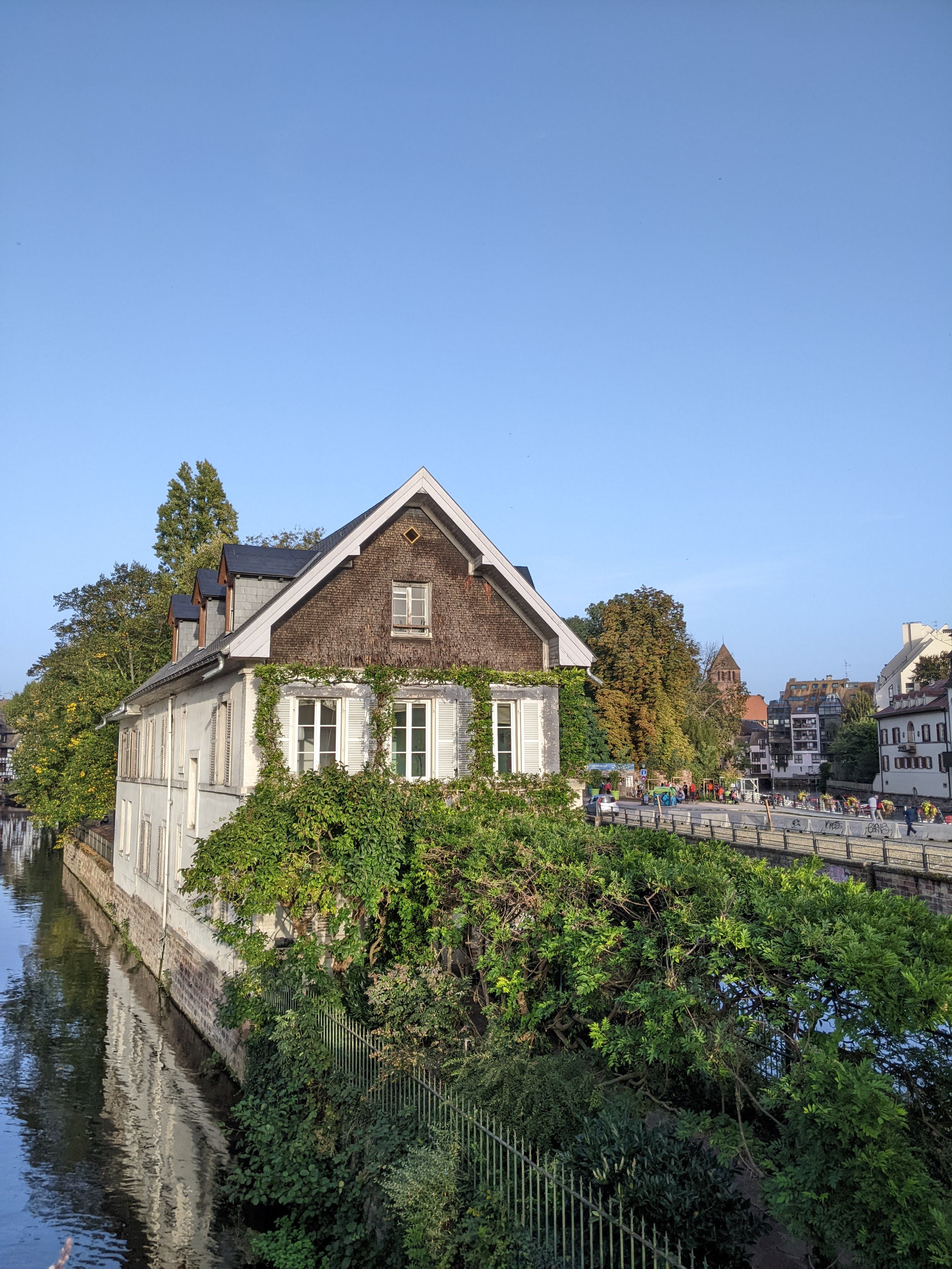 Photo n° 13 de l'avis de Ly.i fait le 08/10/2023 à 19:33