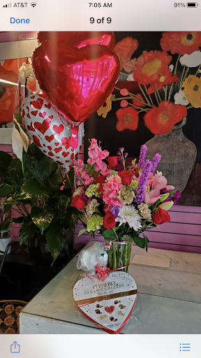 Florist «City Enchanted Gardens Florist», reviews and photos, 2246 W Taylor St, Chicago, IL 60612, USA