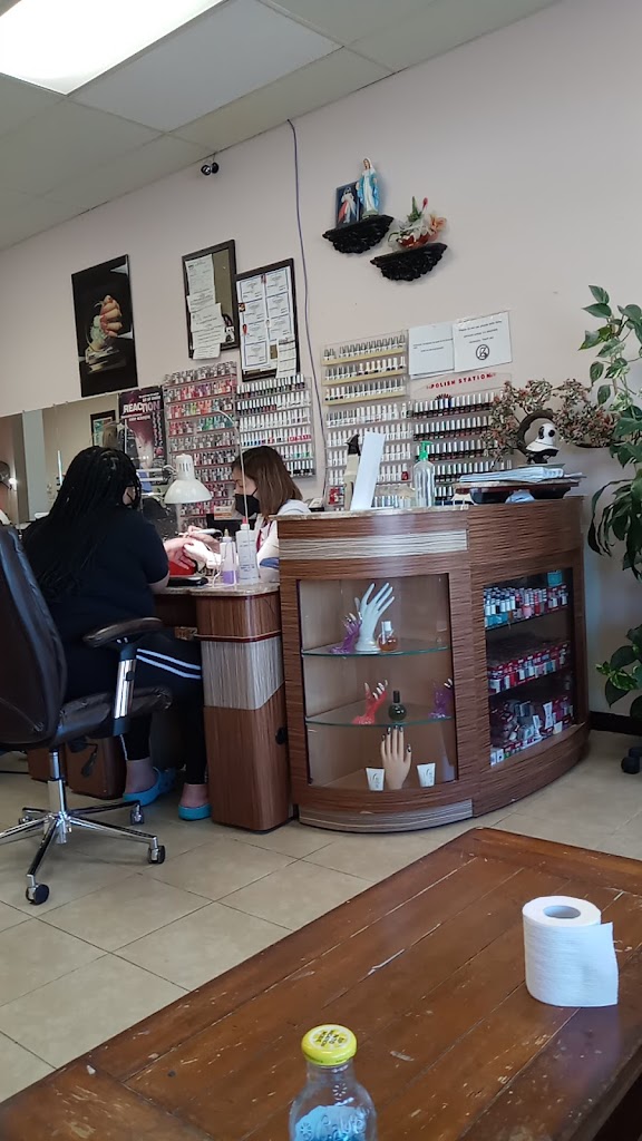 May's Nails 63033