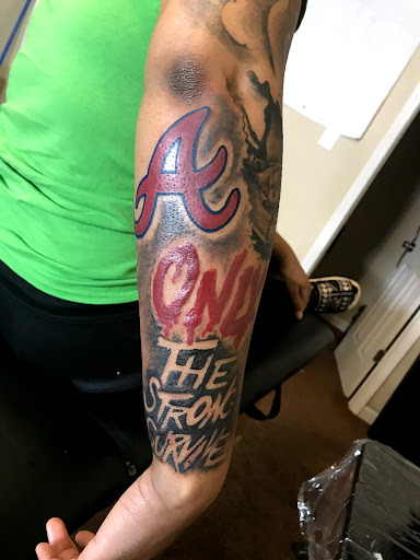 Tattoo Shop «Lucky Stars Tattoo», reviews and photos, 6740 Shannon Pkwy # 8, Union City, GA 30291, USA