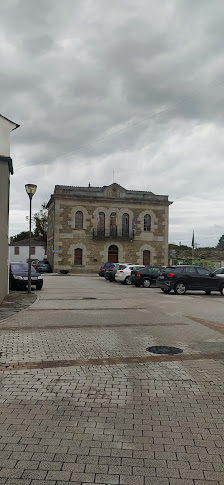 Concello de Outeiro de Rei Praza do Concello, 1, 27150 Outeiro de Rei, Lugo, España