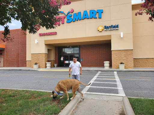 Pet Supply Store «PetSmart», reviews and photos, 9905 E Independence Blvd, Matthews, NC 28105, USA