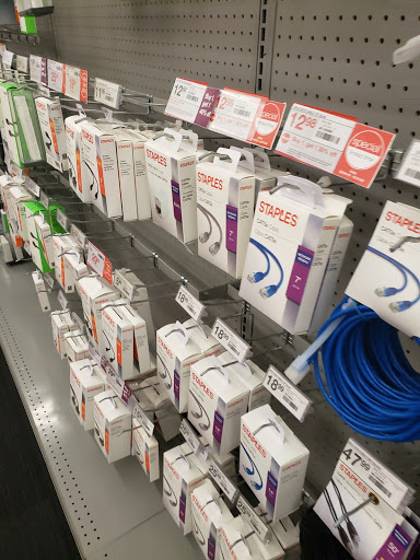 Office Supply Store «Staples», reviews and photos, 2000 Mallory Ln #200, Franklin, TN 37067, USA