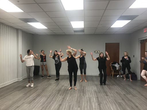 Performing Arts Theater «Axelrod Performing Arts Center», reviews and photos, 100 Grant Ave, Deal, NJ 07723, USA