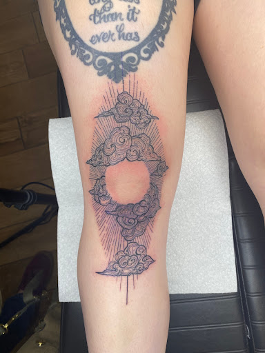 Tattoo Shop «Daybreak Tattoo», reviews and photos, 5817 S Westnedge Ave, Portage, MI 49002, USA