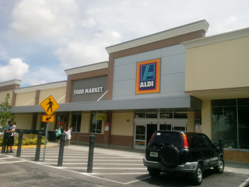 Supermarket «ALDI», reviews and photos, 735 NE 167th St, North Miami Beach, FL 33162, USA