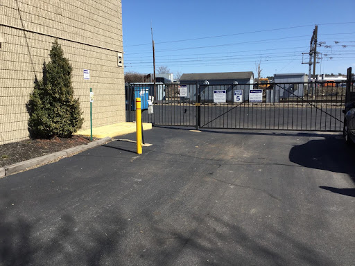 Self-Storage Facility «Life Storage», reviews and photos, 140 Neponset Valley Pkwy, Boston, MA 02136, USA