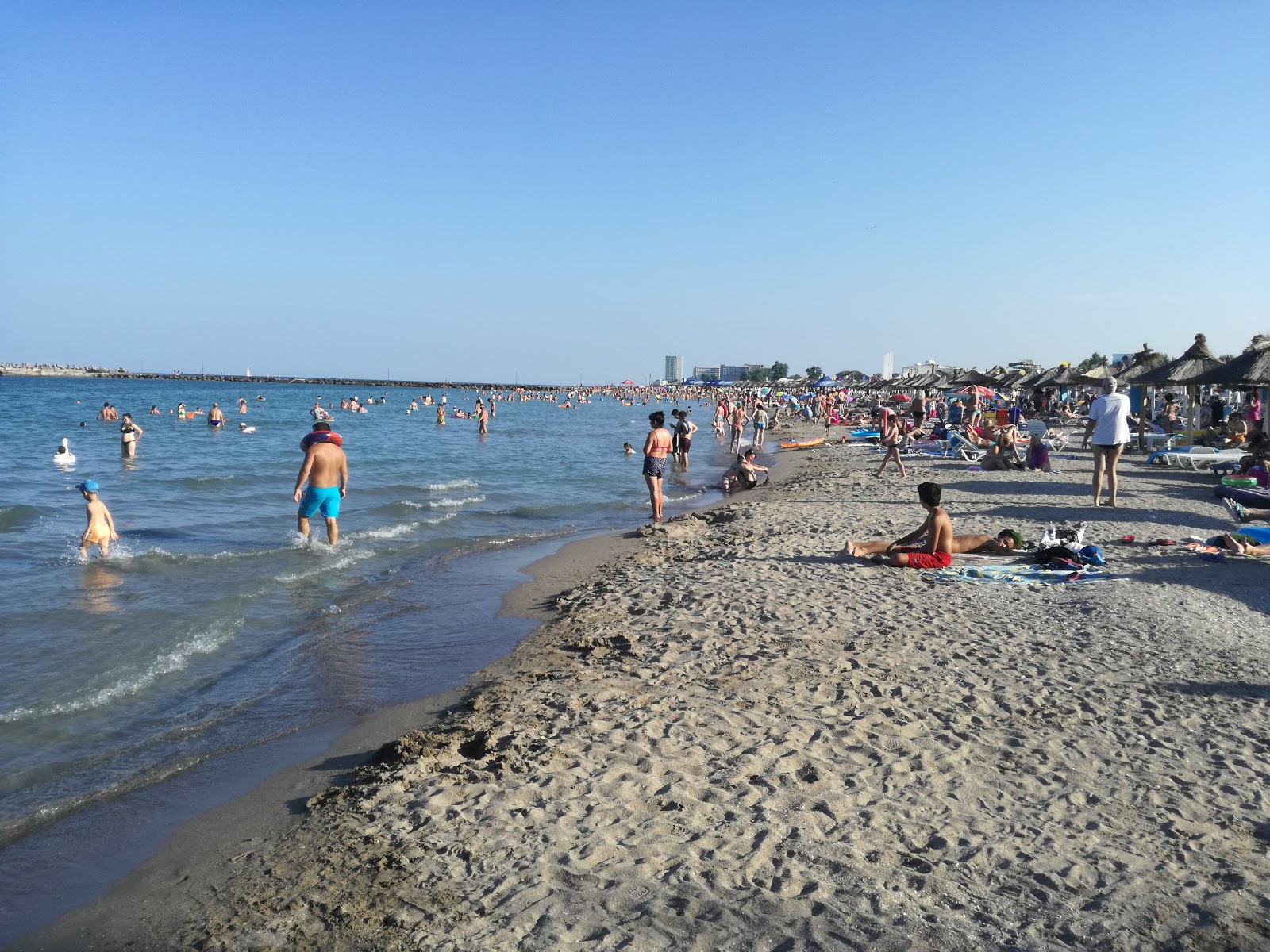 Foto di Spiaggia del La Steaguri con una superficie del sabbia beige