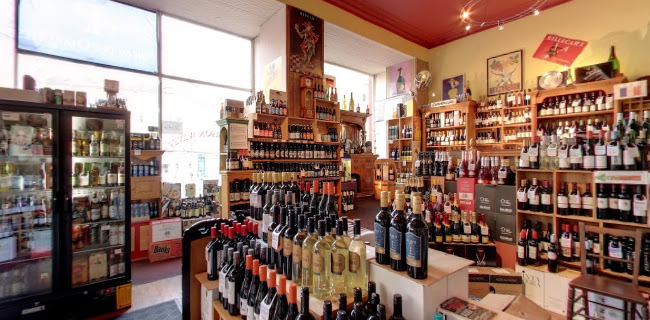 Henderson Wines - Liquor store
