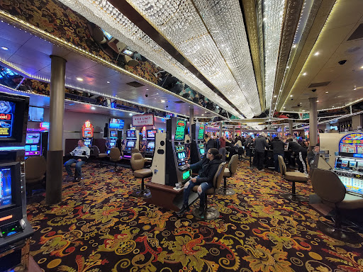 Casino «Par-A-Dice Hotel Casino», reviews and photos, 21 Blackjack Blvd, East Peoria, IL 61611, USA