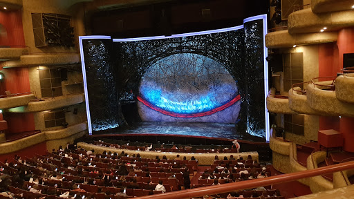 토요일 극장 서울
