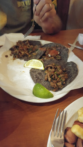 Mexican Restaurant «El Rio», reviews and photos, 1919 N Green River Rd, Evansville, IN 47715, USA