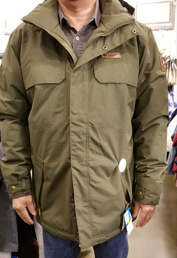 Sportswear Store «Columbia Sportswear Outlet Store», reviews and photos, 100 Citadel Dr #636, Commerce, CA 90040, USA