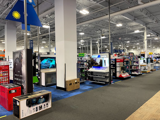 Electronics Store «Best Buy», reviews and photos, 1501 New Britain Ave, West Hartford, CT 06110, USA