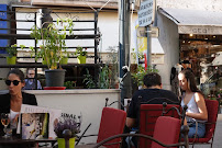 Atmosphère du Restaurant Les Vieux Fiancés à Vence - n°4