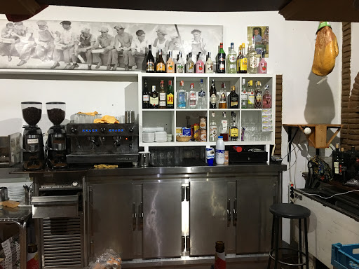 Información y opiniones sobre Bar la tapa de Villamartin