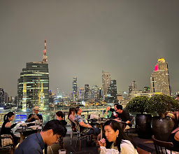 HOBS Iconsiam the Pleasing Taste By the River photo