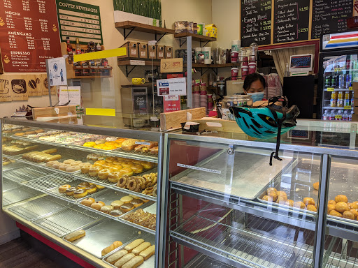 Donut Shop «Family Donut Shop», reviews and photos, 2100 N Northgate Way, Seattle, WA 98133, USA