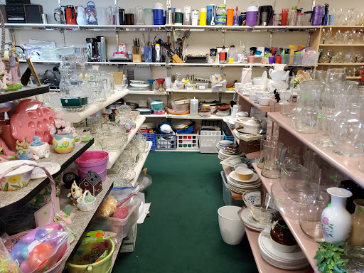 Thrift Store «Life Center Thriftshop», reviews and photos, 6331 6th Ave, Tacoma, WA 98406, USA