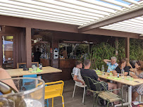 Atmosphère du Restaurant français Le Carré Plage à La Seyne-sur-Mer - n°9