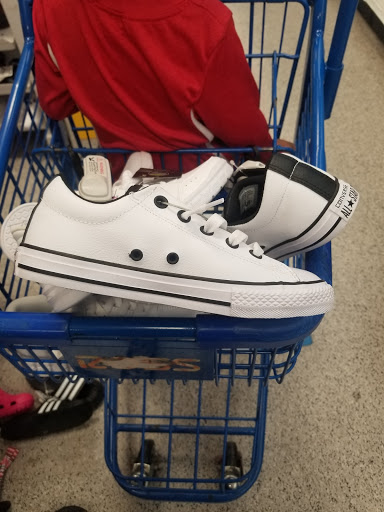 Clothing Store «Old Navy», reviews and photos, 3470 W Century Blvd, Inglewood, CA 90303, USA