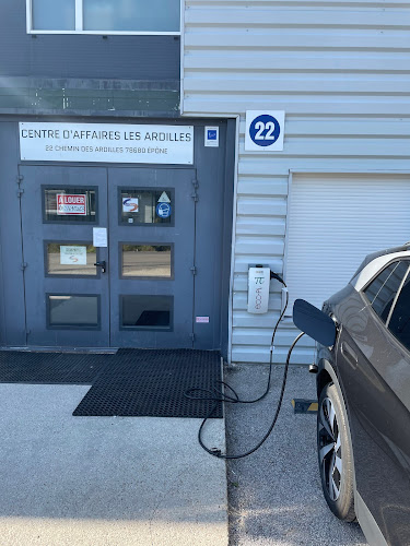 Borne de recharge de véhicules électriques Last Mile Solutions Station de recharge Épône